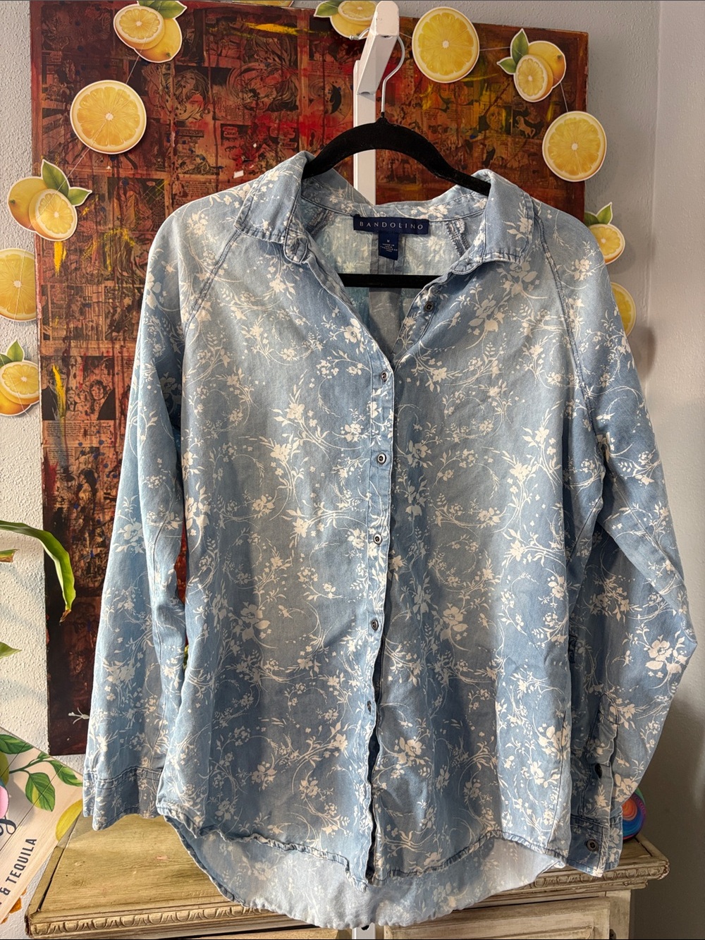 Bandolino Pale Blue Floral Button-Front Blouse Size M